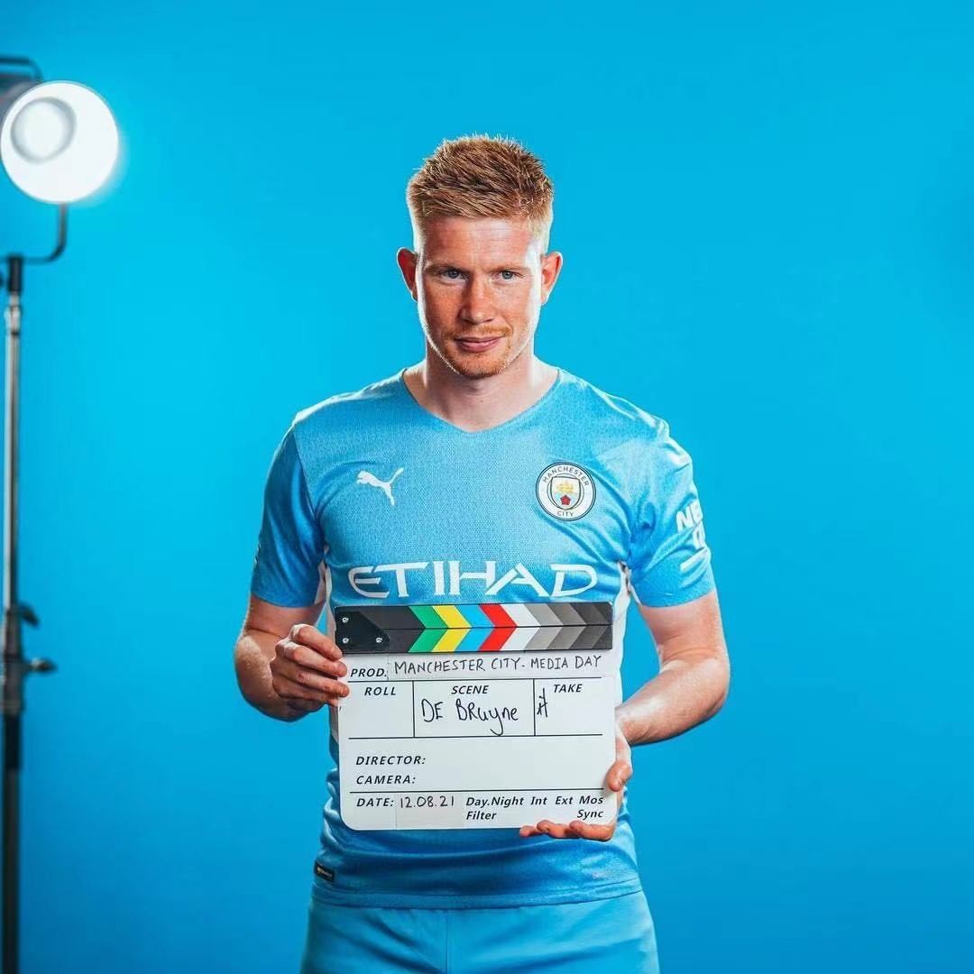 英雄出少年！这三位球员，才15岁就登陆英超，枪手独占两人！